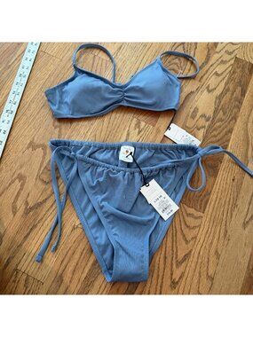 SHADE & SHORE WOMENS BLUE BIKINI NEW SMALL TOP LARGE BOTTOMS